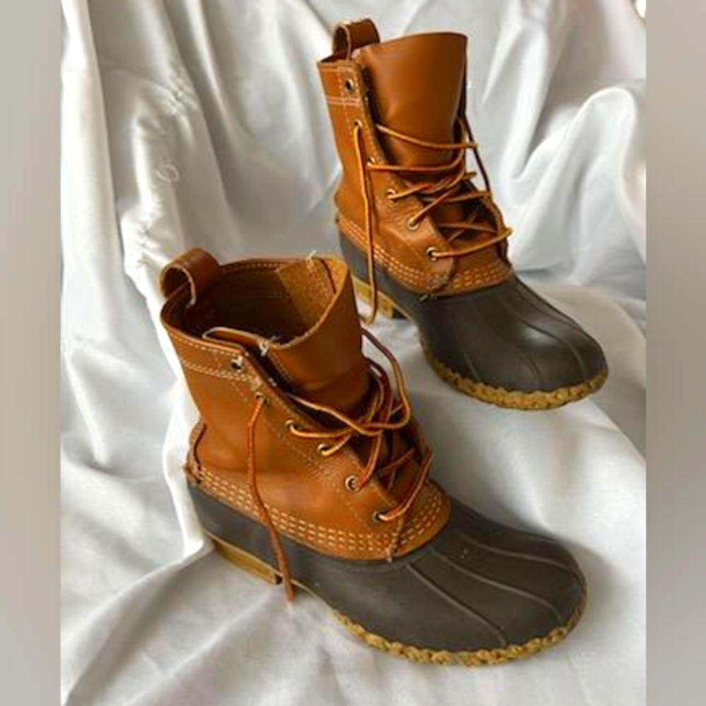 LL Bean Duck Boots 8"